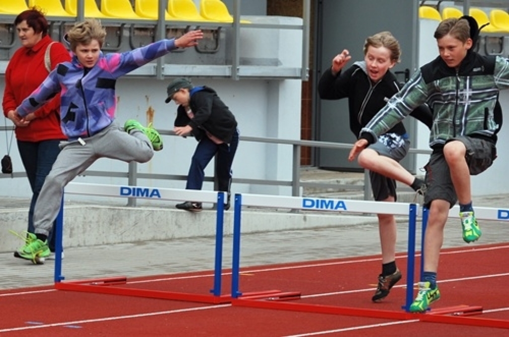 Bauskas novada pašvaldības sporta bāzēs 17. un 18. maijā notika sacensības skolu jauniešiem, kuras organizēja Bauskas bērnu un jaunatnes sporta skolas pedagogi un piedalījās Bauskas, Rundāles, Iecavas un Neretas novada jaunie sportisti. ...
Autors: Uldis Varnevičs