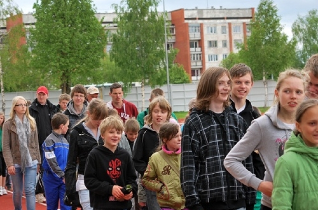 Bauskas novada pašvaldības sporta bāzēs 17. un 18. maijā notika sacensības skolu jauniešiem, kuras organizēja Bauskas bērnu un jaunatnes sporta skolas pedagogi un piedalījās Bauskas, Rundāles, Iecavas un Neretas novada jaunie sportisti. ...
Autors: Uldis Varnevičs