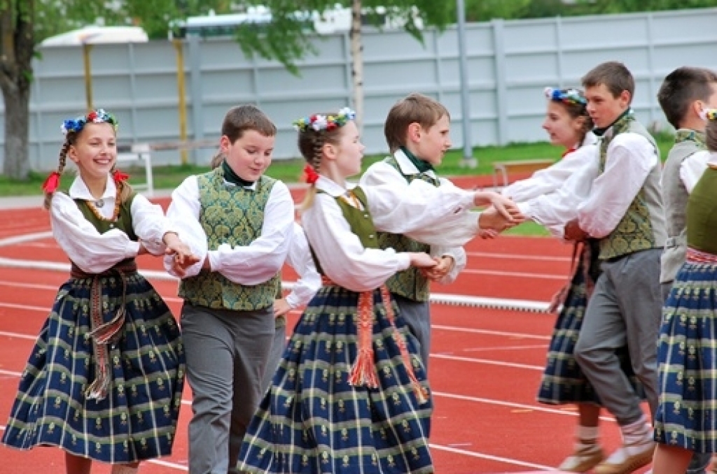 Bauskas novada pašvaldības sporta bāzēs 17. un 18. maijā notika sacensības skolu jauniešiem, kuras organizēja Bauskas bērnu un jaunatnes sporta skolas pedagogi un piedalījās Bauskas, Rundāles, Iecavas un Neretas novada jaunie sportisti. ...
Autors: Uldis Varnevičs