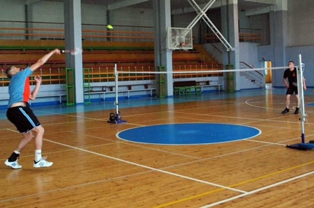 Sestdien, 14. maijā, Bauskas novada pašvaldības sporta bāzēs notika Ģimenes dienai veltīti sporta pasākumi. Piedāvājam ieskatu badmintona turnīrā, kurš notika sporta namā «Mēmele», un pašu mazāko sportistu sacensību fotogrāfijas, kuri...
Autors: Uldis Varnevičs