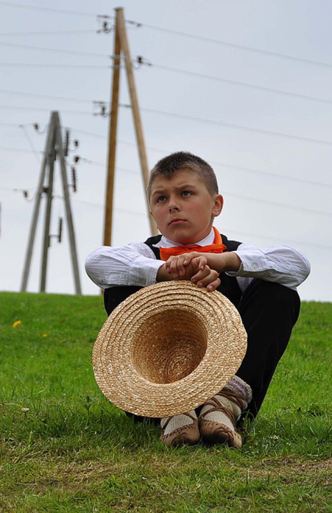 Skaistkalnē 13.maijā izskanējis skolēnu dziesmu un deju festivāls «Pavasaris Šēnbergā». Šoreiz tur satikās 23 kolektīvi – 17 deju kopas, pieci kori un pūtēju orķestris.