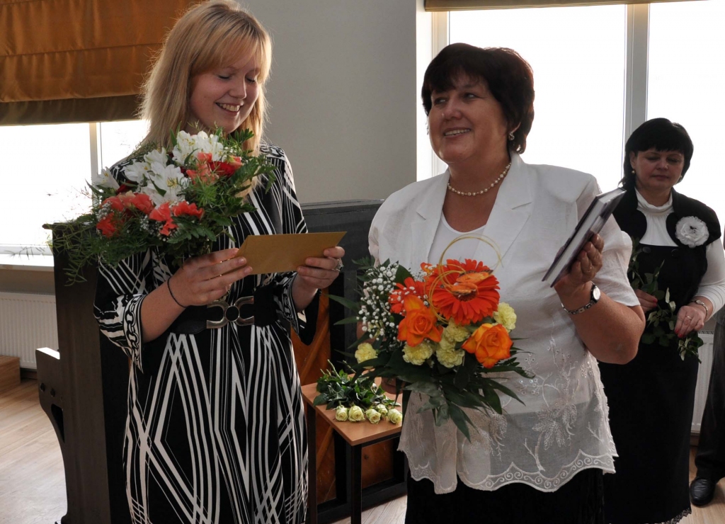 Vecumnieku novadā konkursa «Gada skolēns 2011» noslēguma sarīkojums notika Valles saieta namā 12. maijā.
Svinīgajā ceremonijā piedalījās novada vispārizglītojošo skolu izvirzītie labākie audzēkņi – 15 jaunieši: pieci no Misas, četri – no...
