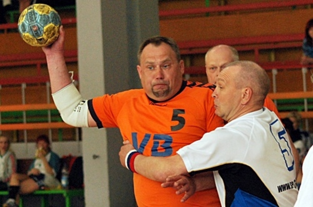 Bauskas sporta namā «Mēmele» 30. aprīlī notika 2010./2011. gada Lietuvas atklātā handbola čempionāta veterāniem spēles vīriešiem un sievietēm «Bauskas kauss 2011».
Šo sporta veidu pie mums iznāk reti redzēt. Lai arī tās, tāpat kā citas...
Autors: Uldis Varnevičs