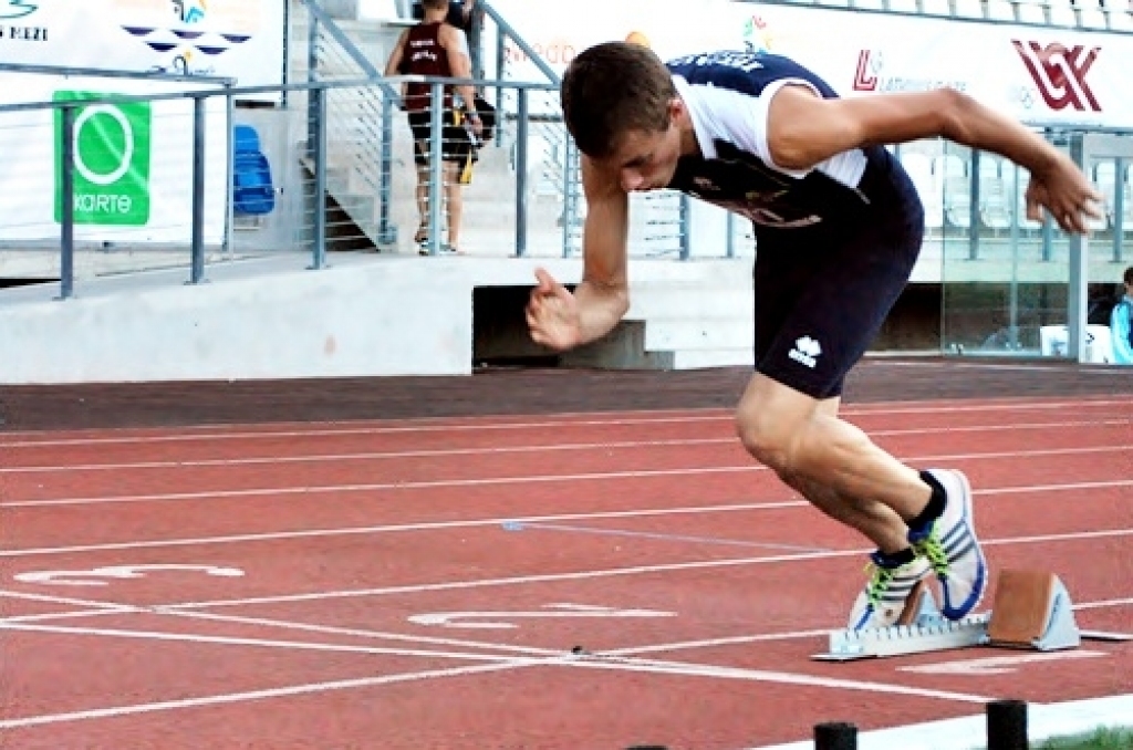 20 dažāda kaluma medaļas mūsu novadu sportisti izcīnījuši Latvijas Jaunatnes olimpiādē. Pēc iegūtajām zelta medaļām Bauskas novads ir septītajā vietā, bet tieši starp novadu komandām baušķenieki ir pirmie, jo augstāk ir tikai pilsētu...
Autors: Uldis Varnevičs