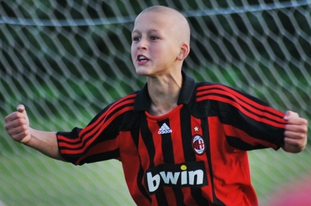 Trešdien, 10. augustā, pirmās Iecavas vidusskolas futbola laukumā tikās «Santos» un «Ballu motors» komandas. Pirmie rezultātu atklāja «Santos», kad izgājienā kļūdījās pretinieku vārtsargs Mihails Kohanovičs un vārtus guva Juris Ludriķis....
Autors: Uldis Varnevičs