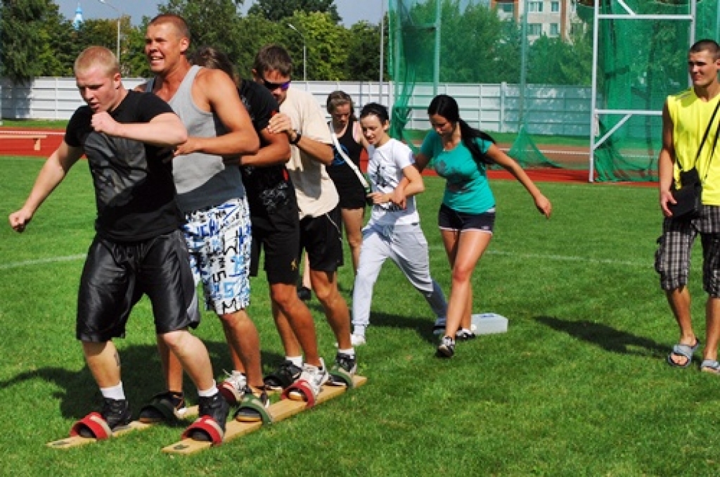 Ar trim uzvarām – šaušanā, lielajā stafetē un minifutbolā – noslēgumā labākais bija Gailīšu pagasts.
Futbola finālā tikās Gailīšu un Vecsaules futbolisti. Kaspara Priedola divi gūtie vārti ļāva triumfēt Gailīšu pagasta komandai un...
Autors: Uldis Varnevičs