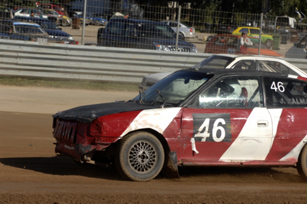 11. septembrī sporta kompleksā «Mūsa» risinājās Latvijas automobiļu federācijas folkreisa vasaras kausa pēdējais posms.
Sacensībās kopumā piedalījās gandrīz 40 sportistu. Vecumnieku novadu pārstāvēja stelpietis Ainārs Kučinskis, bet...
Autors: Ivars Bogdanovs