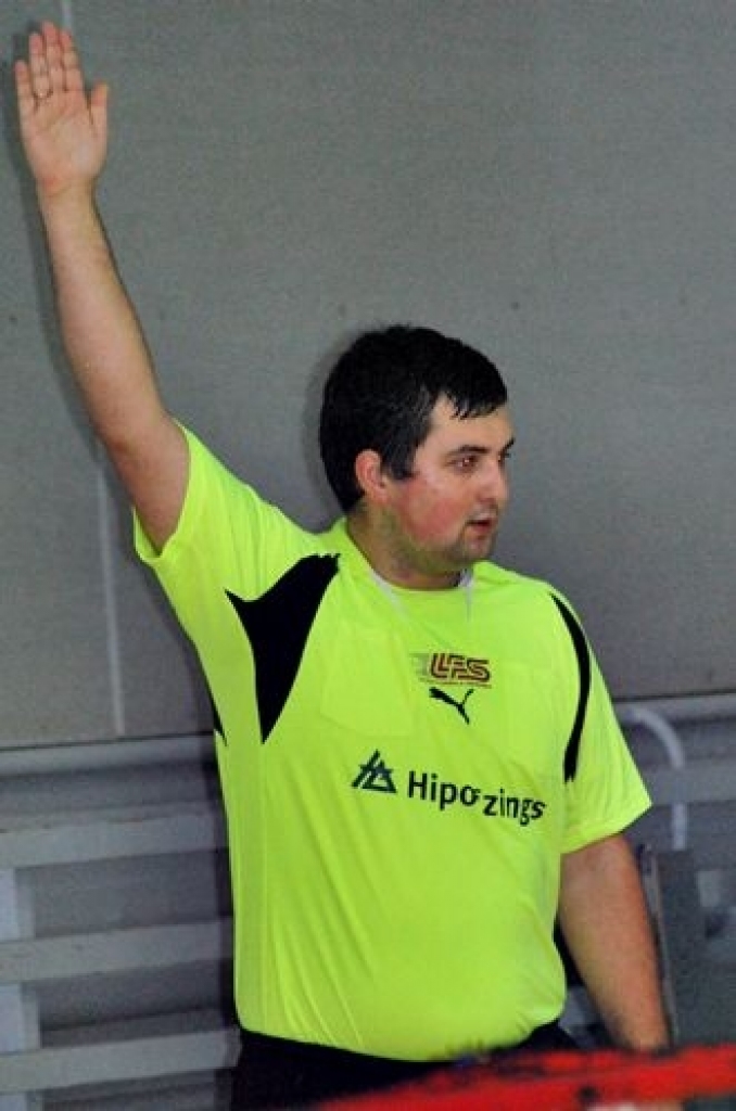 Florbola kluba «Bauska» un viesu komandas «Ķekava» Latvijas virslīgas čempionāta spēle sagādāja daudz patīkamu pārsteigumu, īpaši cīņas sākumā, kā arī ļoti nepatīkamu rezultātu spēles beigās – 6:10.
Sākums bija skaists. Vienībā atkal...
Autors: Uldis Varnevičs