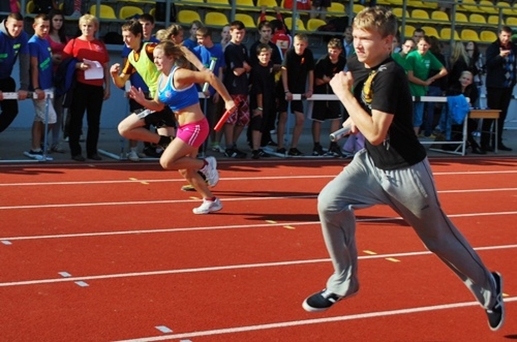 Bērni un jaunieši Bauskā 30. septembrī iesaistījās Olimpiskās dienas aktivitātēs. Aptuveni 400 dalībnieku pulcējās Bauskas novada sporta bāzē Pilskalna ielā 26.
Olimpiskās dienas dalībnieki no Brīvības bulvāra vieglā skrējienā devās uz...
Autors: Uldis Varnevičs
