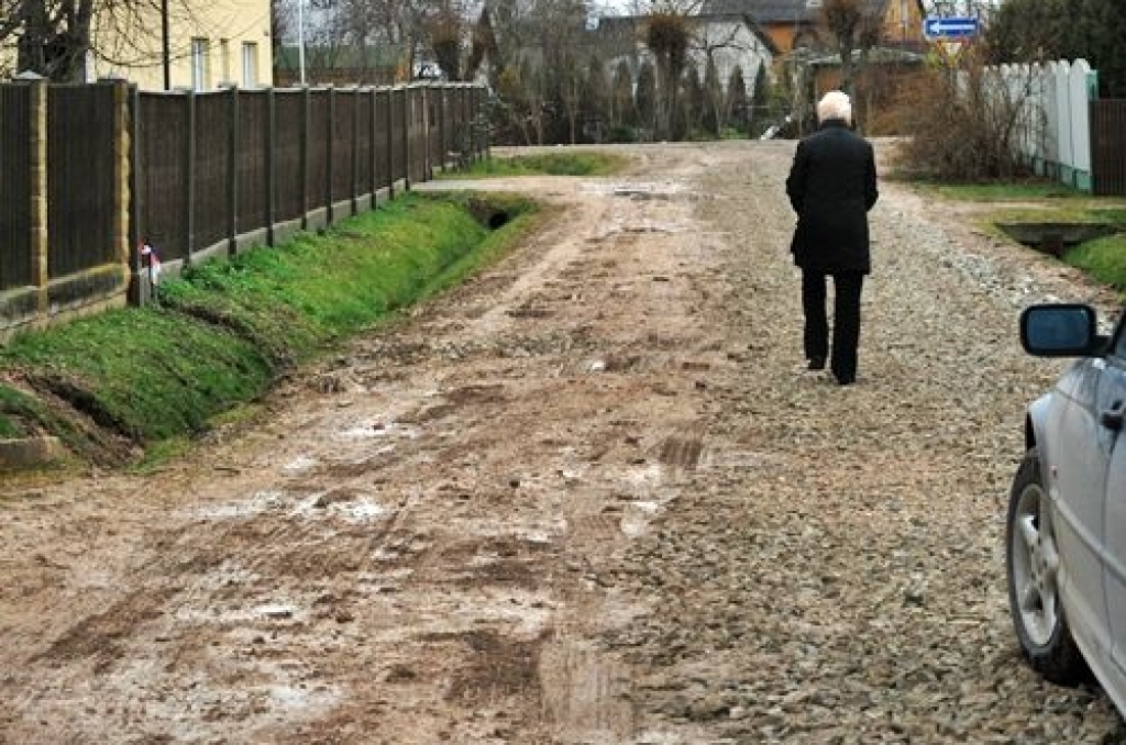 Līdz pat nākamā gada beigām mūsu pilsētas ielās notiks ūdenssaimniecības rekonstrukcijas darbi. Diemžēl tie ir atnesuši ne tikai pozitīvas cerības par ērtībām, kādas sagaidīsim pēc darbu beigām, bet arī daudz negatīvu novērojumu saistībā...
Autors: Uldis Varnevičs