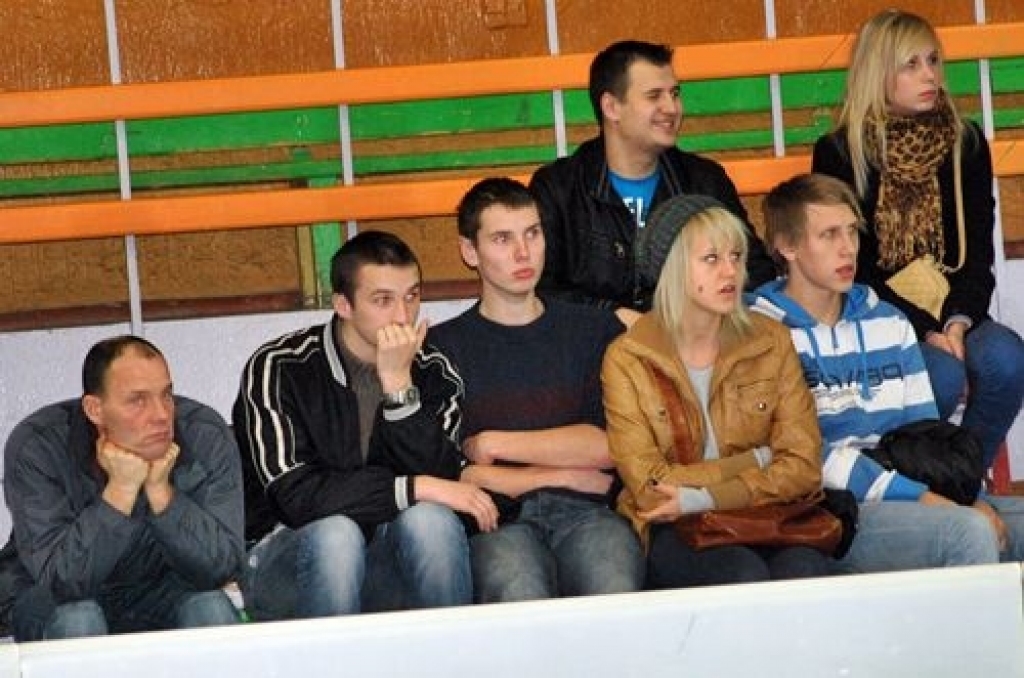 Aizvadītajā nedēļas nogalē mūsu florbola klubs «Bauska» mājās guva uzvaru, pieveicot Cēsu «Lekringu» ar rezultātu 7:3, pēc tam 20. novembrī piekāpās viesos Liepājas «Kurši» komandai ar rezultātu 5:7.
Baušķenieki Liepājā labi aizvadīja...
Autors: Uldis Varnevičs