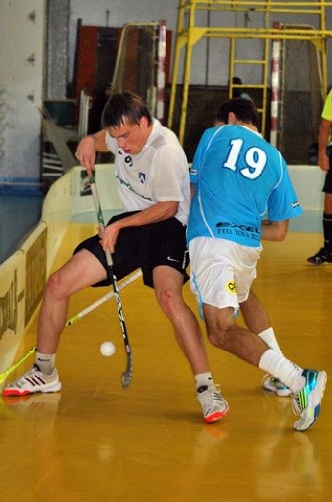 Aizvadītajā nedēļas nogalē mūsu florbola klubs «Bauska» mājās guva uzvaru, pieveicot Cēsu «Lekringu» ar rezultātu 7:3, pēc tam 20. novembrī piekāpās viesos Liepājas «Kurši» komandai ar rezultātu 5:7.
Baušķenieki Liepājā labi aizvadīja...
Autors: Uldis Varnevičs