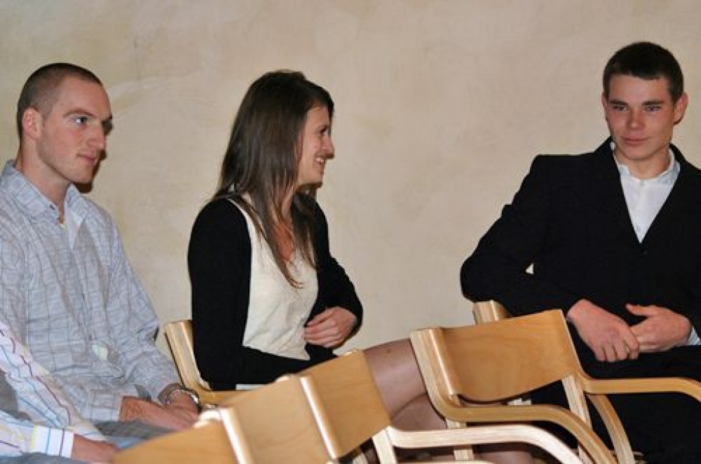 Sarīkojumā "Jaunatnes sporta laureāts 2011» Bauskas pilī piektdien, 9. decembra, vakarā apsveikumus par sasniegumiem sacensībās saņēma novada Bērnu un jaunatnes sporta skolas (BJSS) gandrīz 70 audzēkņu.
Pils zāle bija pārpildīta. Ciemos...
Autors: Uldis Varnevičs