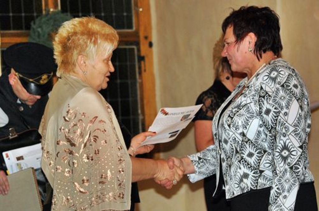 Sarīkojumā "Jaunatnes sporta laureāts 2011» Bauskas pilī piektdien, 9. decembra, vakarā apsveikumus par sasniegumiem sacensībās saņēma novada Bērnu un jaunatnes sporta skolas (BJSS) gandrīz 70 audzēkņu.
Pils zāle bija pārpildīta. Ciemos...
Autors: Uldis Varnevičs