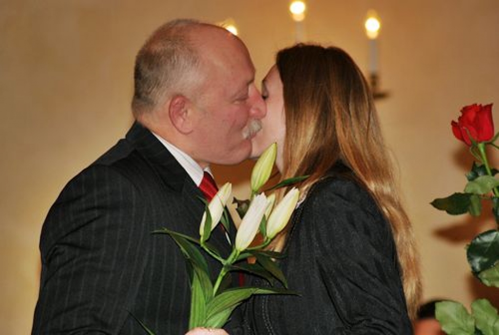 Sarīkojumā "Jaunatnes sporta laureāts 2011» Bauskas pilī piektdien, 9. decembra, vakarā apsveikumus par sasniegumiem sacensībās saņēma novada Bērnu un jaunatnes sporta skolas (BJSS) gandrīz 70 audzēkņu.
Pils zāle bija pārpildīta. Ciemos...
Autors: Uldis Varnevičs