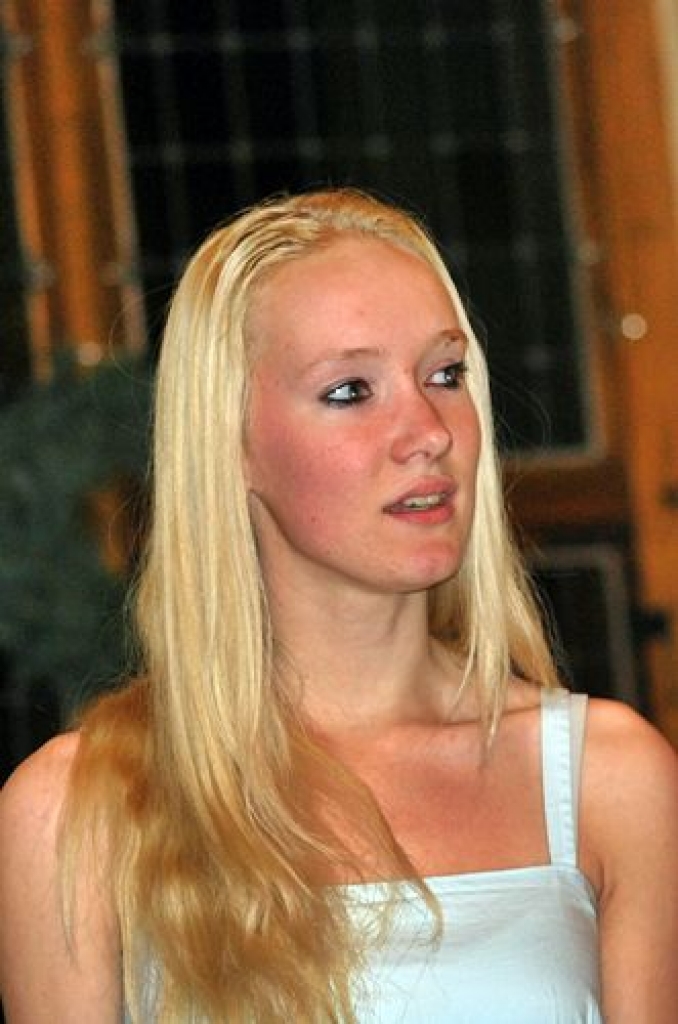 Sarīkojumā "Jaunatnes sporta laureāts 2011» Bauskas pilī piektdien, 9. decembra, vakarā apsveikumus par sasniegumiem sacensībās saņēma novada Bērnu un jaunatnes sporta skolas (BJSS) gandrīz 70 audzēkņu.
Pils zāle bija pārpildīta. Ciemos...
Autors: Uldis Varnevičs