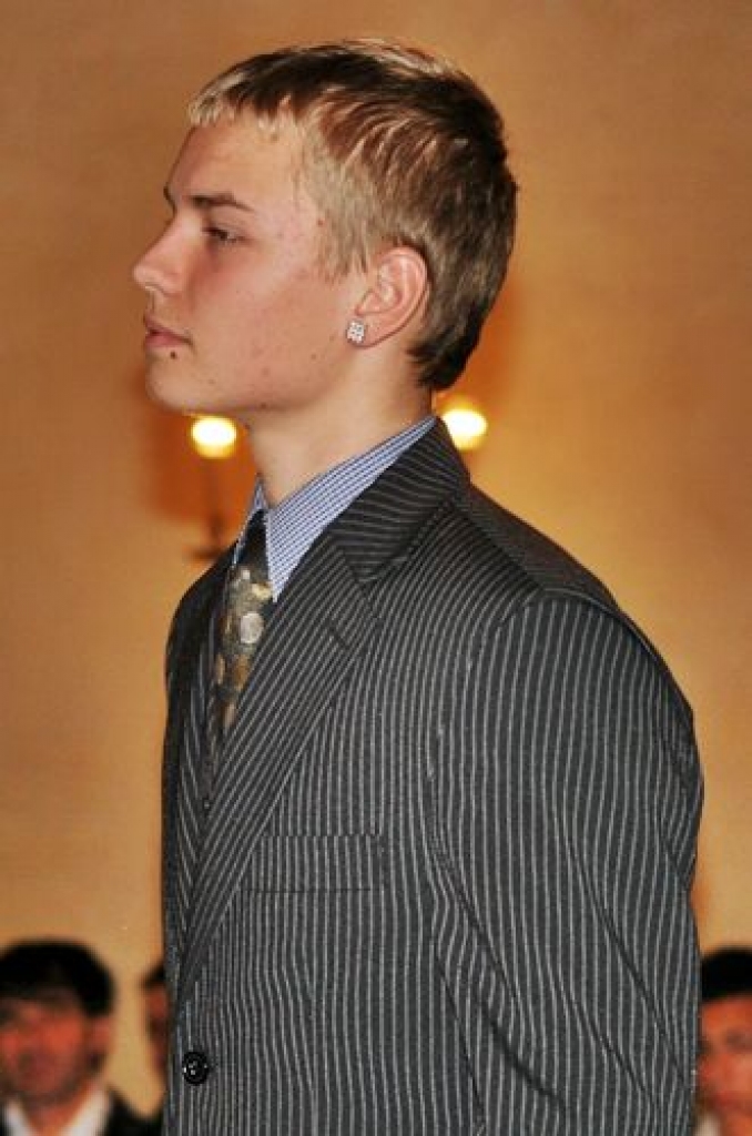 Sarīkojumā "Jaunatnes sporta laureāts 2011» Bauskas pilī piektdien, 9. decembra, vakarā apsveikumus par sasniegumiem sacensībās saņēma novada Bērnu un jaunatnes sporta skolas (BJSS) gandrīz 70 audzēkņu.
Pils zāle bija pārpildīta. Ciemos...
Autors: Uldis Varnevičs