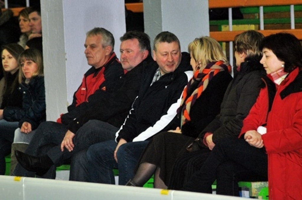 Bauskā, sporta namā «Mēmele», 21. janvārī notika Latvijas florbola virslīgas spēle starp FK «Bauska» un «Lielvārdes» komandu. Ar rezultātu 4:5 uzvaru guva viesi.
Atšķirībā no iepriekšējām spēlēm, mājinieki labi aizvadīja spēles pēdējo...
Autors: Uldis Varnevičs