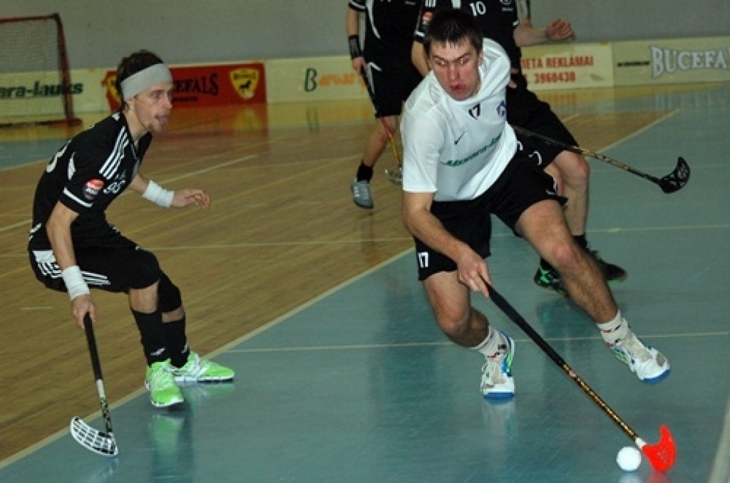 FK “Bauska” 25. februārī savā laukumā Latvijas florbola virslīgas astotdaļfināla spēlē uzņēma Liepājas “Kuršus” un izcīnīja svarīgu uzvaru ar 3:2, sērijā izvirzoties vadībā ar 2:1.
Florbola kluba Bauskā komandā rezultativitātes punktus...
Autors: Uldis Varnevičs