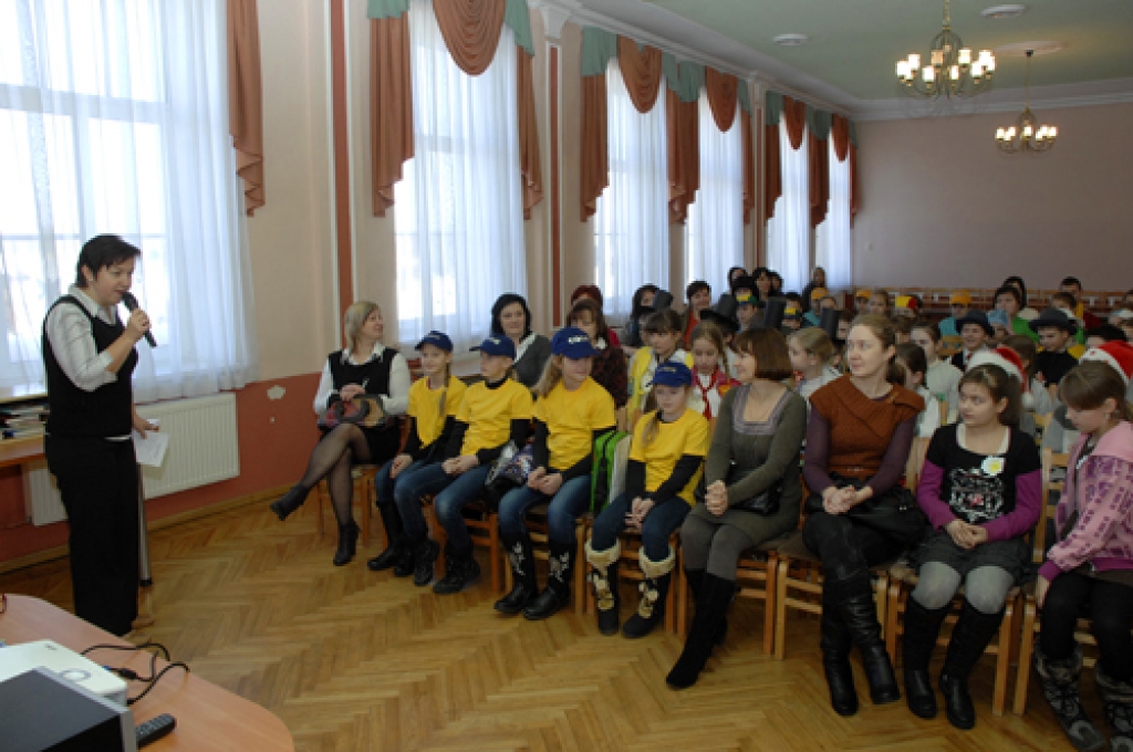 Bauskas pilsētas pamatskolā 22. februārī pirmo reizi norisinājās Bauskas un Rundāles novada skolu lasīšanas veicināšanas pasākums «Niķi un stiķi skolas bibliotēkā» 3. – 5. klašu audzēkņiem. Bija pieteikušās 14 skolas. Sarīkojuma gaitā...
Autors: Ivars Bogdanovs
