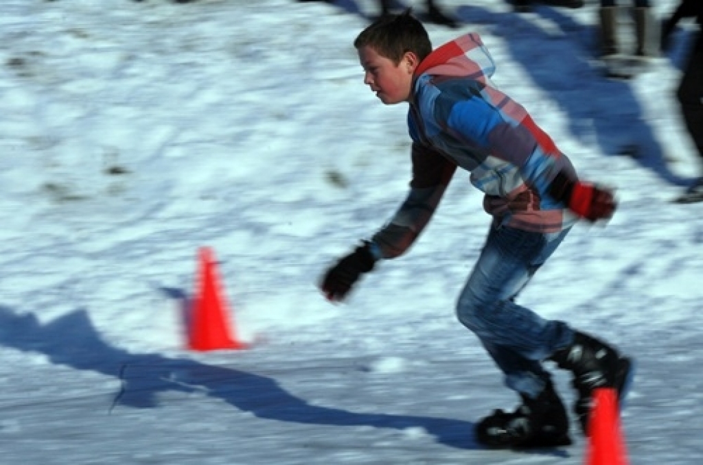 Bauskas novada otrā ziemas olimpiāde skolēniem notika 10. februārī Bauskas novada sporta bāzē. Sacīkstes organizēja Bērnu un jaunatnes sporta skola.
Sacensības notika četros sporta veidos – šorttrekā, slidošanas stafetē, slēpošanā un...
Autors: Uldis Varnevičs