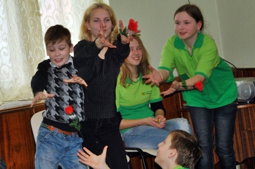Dažāda vecuma 14 komandu no Bauskas, Ogres, Iecavas un Lielvārdes 20. martā Bauskas novada Bērnu un jauniešu centrā tikās pirmreizējā Lielā Murzas teātra sporta turnīrā. Tā informēja Bauskas bērnu un jauniešu centra metodiķe Veronika...
Autors: Uldis Varnevičs