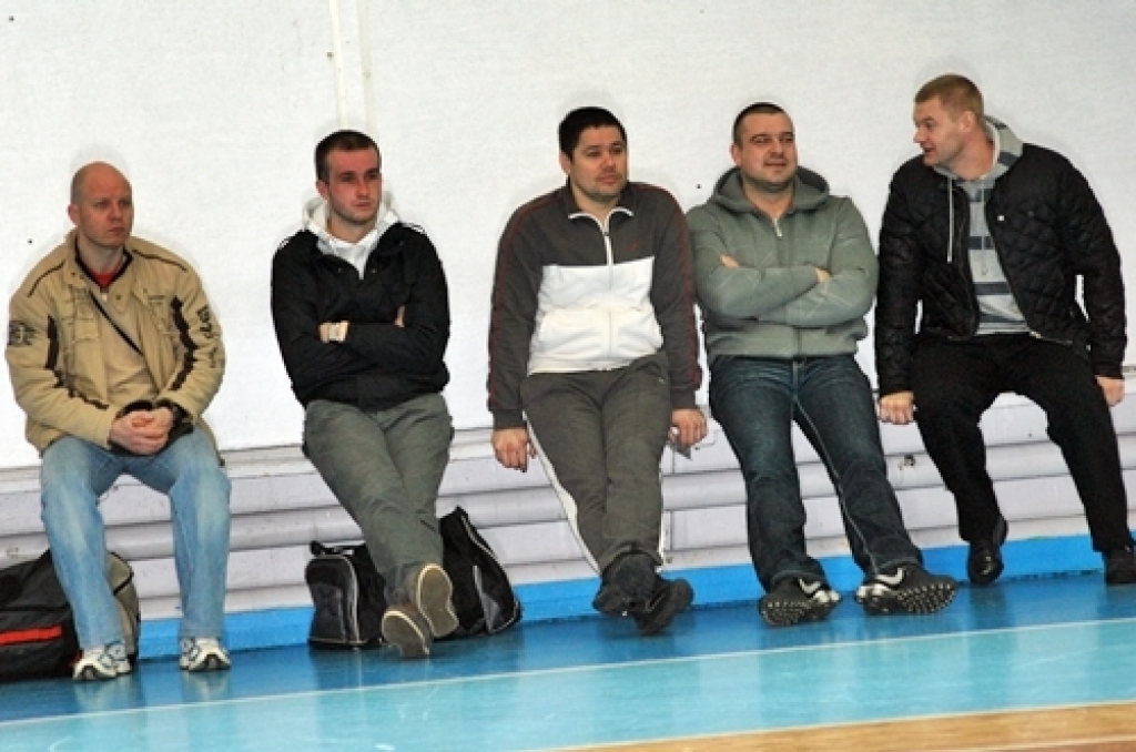 Sporta namā «Mēmele» notiek Bauskas novada čempionāts telpu futbolā. Sacensībās šogad piedalās deviņas komandas - «Brunava», «Ceraukste», «Gailīši», «Rundāle», «Veterāni», «Veselības grupa», «Bauska», «BSK» un «Vecsaule». Rezultāti jau...
Autors: Uldis Varnevičs