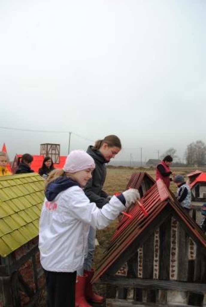 Bauskas novadā talkošanas vietu bija vairāk nekā iepriekš tika uzrādīts 21. aprīļa Lielās talkas norišu plānā. Ļaudis strādāja pilsētā un novada visos pagastos.
Rundāles novadā par vides tīrību gādāja jauniešu divu nevalstisko organizāciju...
Autors: Juris Iļņickis