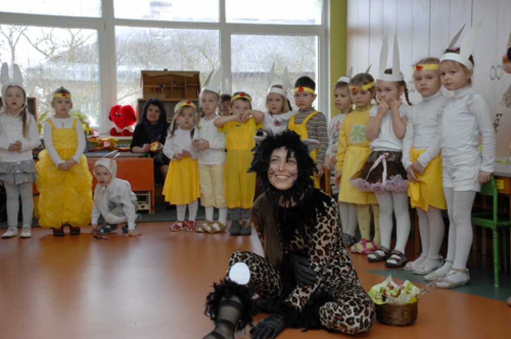 Trešdien, 4. aprīlī, Bauskas novada bērnudārzā «Zīlītē» risinājās Bauskas un Rundāles novada pirmsskolas izglītības iestāžu darbinieku metodiskais pasākums. Abu novadu bērnudārzu pārstāves tikās, lai smeltos jaunas idejas, dalītos pieredzē...
Autors: Ivars Bogdanovs
