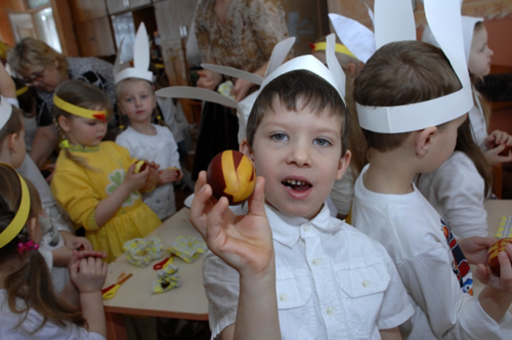 Trešdien, 4. aprīlī, Bauskas novada bērnudārzā «Zīlītē» risinājās Bauskas un Rundāles novada pirmsskolas izglītības iestāžu darbinieku metodiskais pasākums. Abu novadu bērnudārzu pārstāves tikās, lai smeltos jaunas idejas, dalītos pieredzē...
Autors: Ivars Bogdanovs