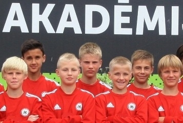 Ritvars Briedis (vidū) bija labākais jauno futbolistu talantu skatē. 
Autors: Publicitātes foto.