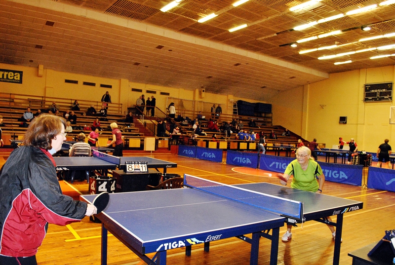 Latvijas pašvaldību sporta veterānu 51. sporta spēles atklātas Iecavā ar galda tenisu.
Autors: Juris Iļņickis