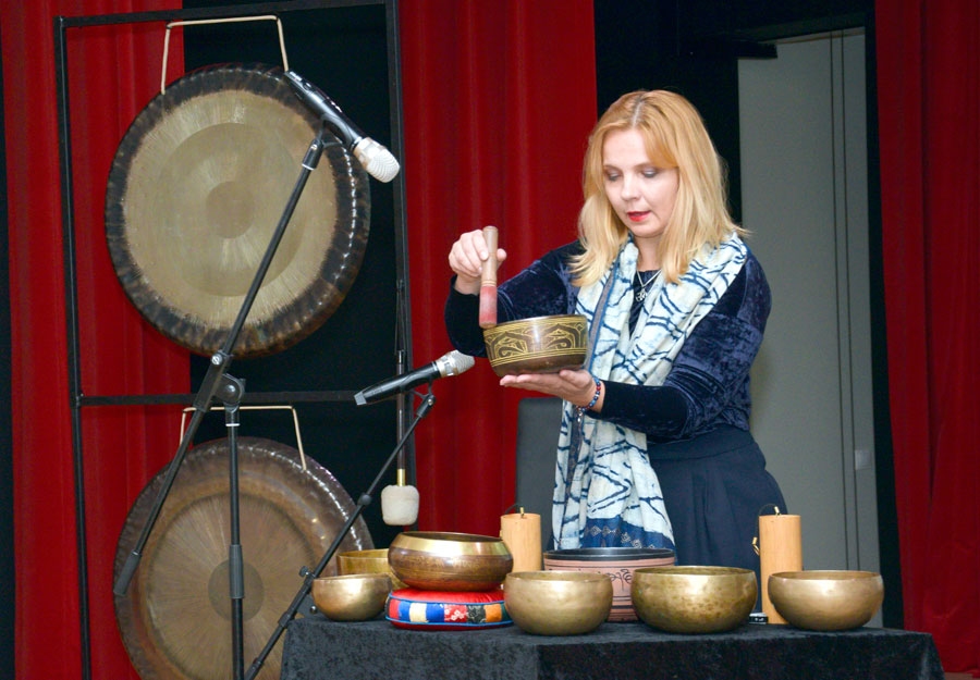 Mūziķe Dace Straume, «Stīgotāju» skaņu performance.
Autors: Ivars Bogdanovs