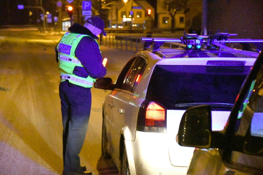 Apstādināta Polijas pilsoņa automašīna, ģimenes locekļiem ir aizpildīts «covidpass».
Autors: Ivars Bogdanovs