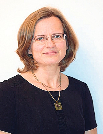 SOLVITA RŪSIŅA, Latvijas Universitātes Ģeogrāfijas un zemes zinātņu fakultātes asociētā profesore, projekta «GrassLIFE» dabisko zālāju eksperte.
Autors: no «GrassLIFE»/K. KALNS