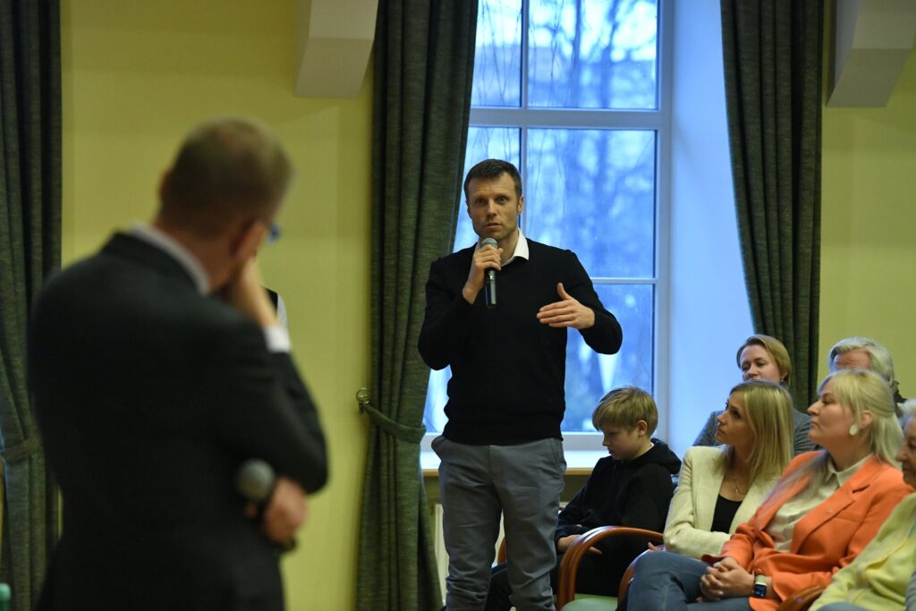 Autors: Ilmārs Znotiņš