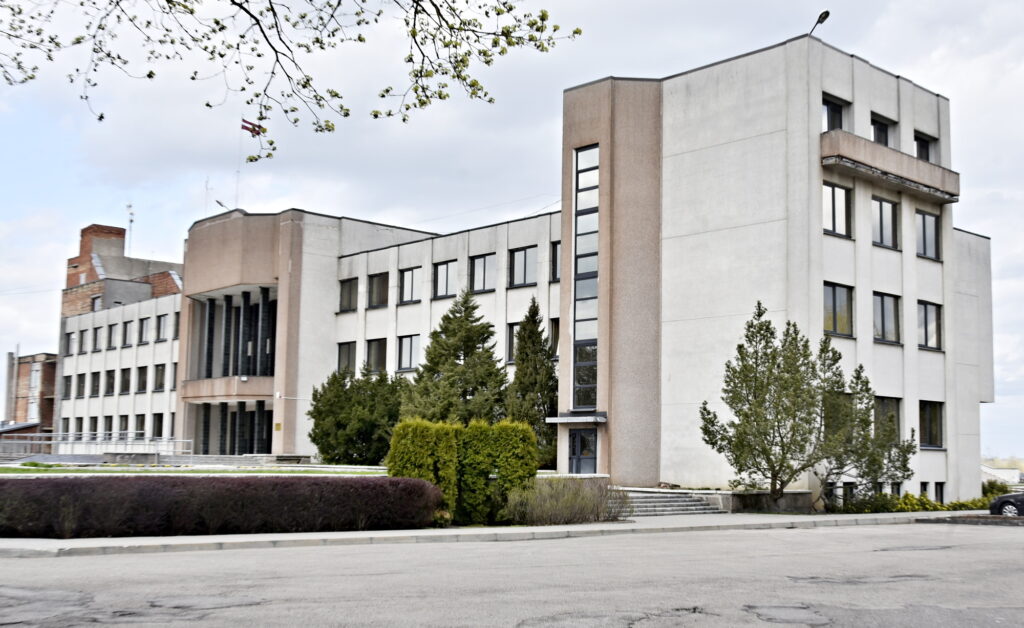 Uzvaras pamatskola.