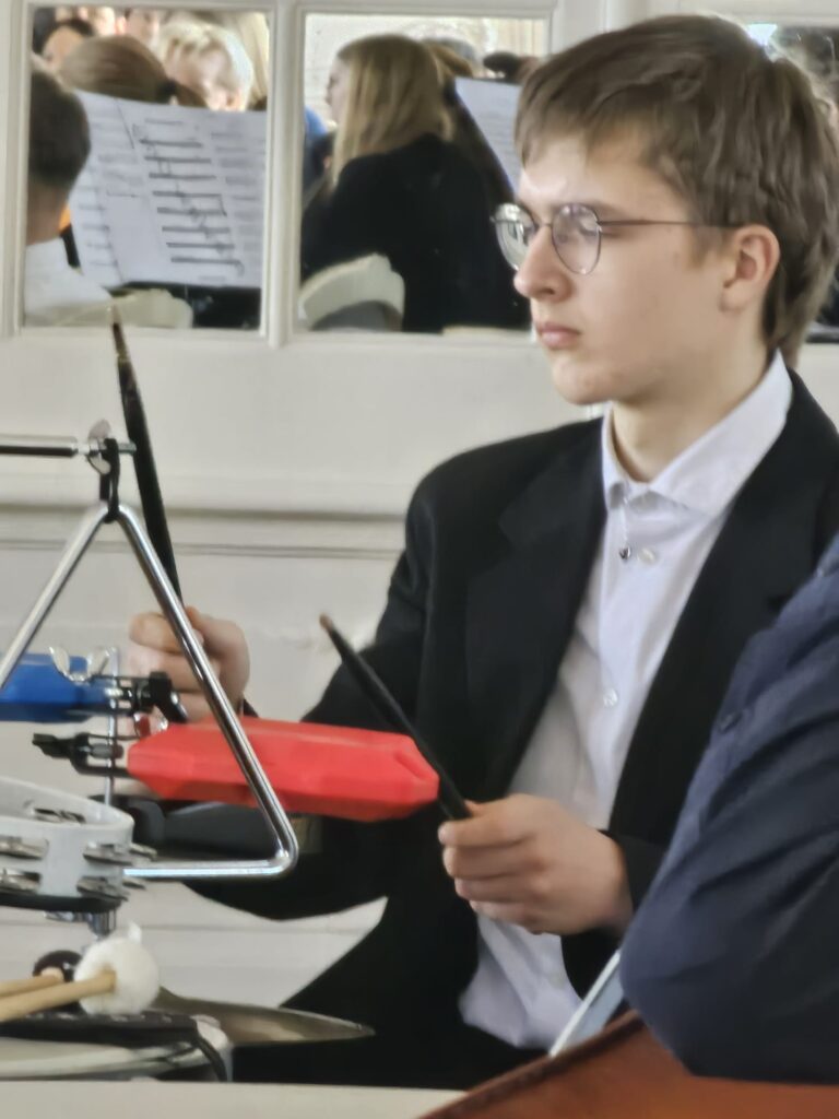 Autors: www.bauskasdzive.lv