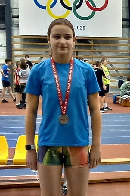 Elzai Zaļkalnei otrā vieta kārtslēkšanā.
Autors: Foto: no Vecumnieku sporta skolas albuma.